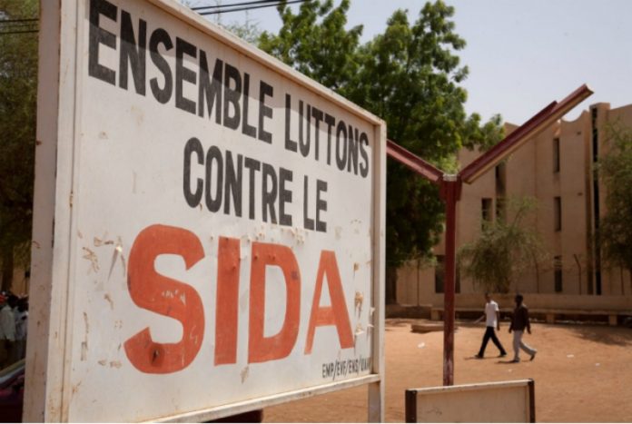 Lutte contre le sida, lueur d’espoir à l’horizon
